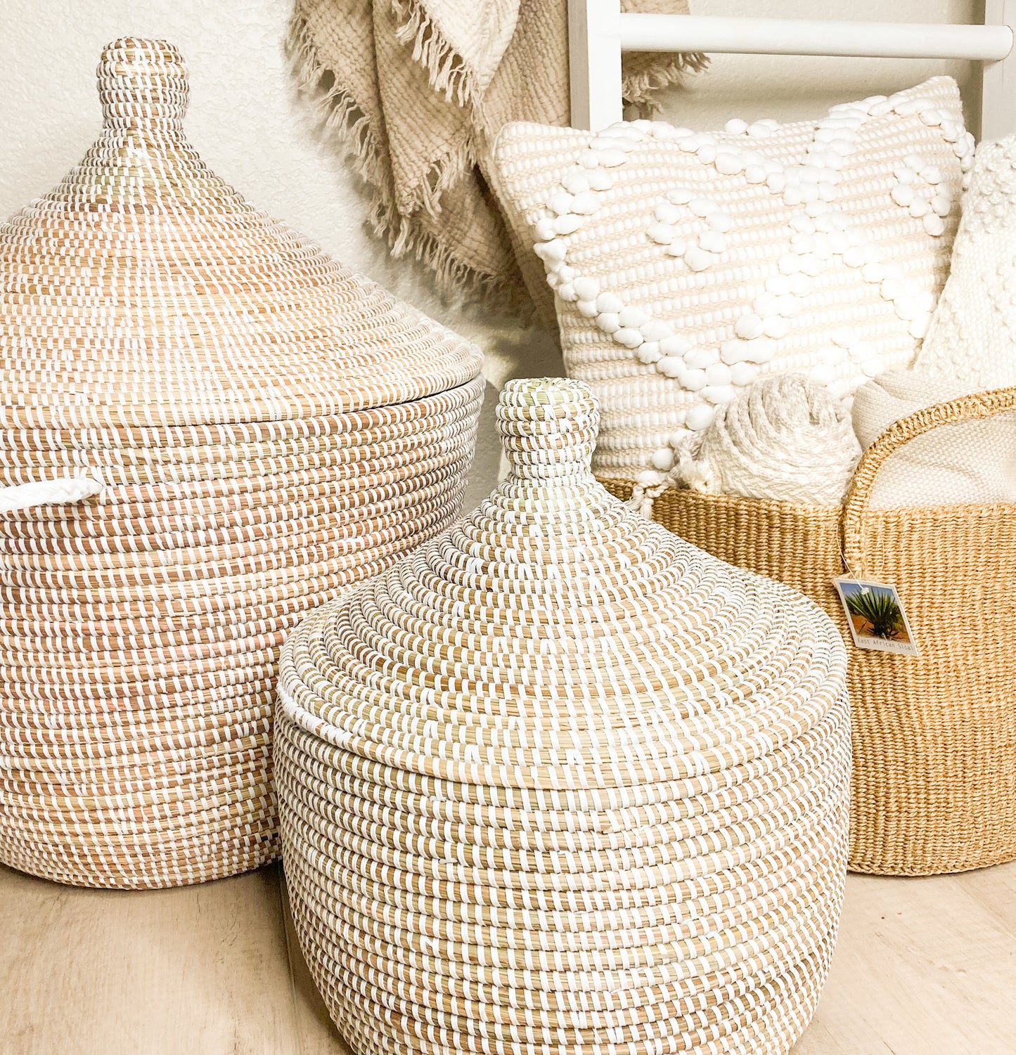 Small Storage Basket with Lid
