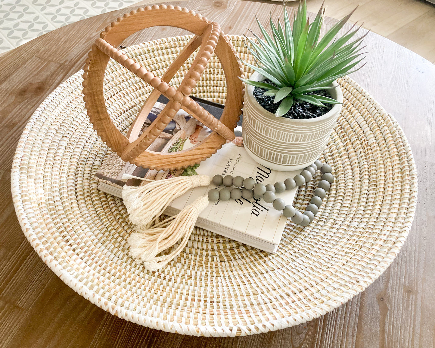 White Tabletop Round Basket (2 Sizes)