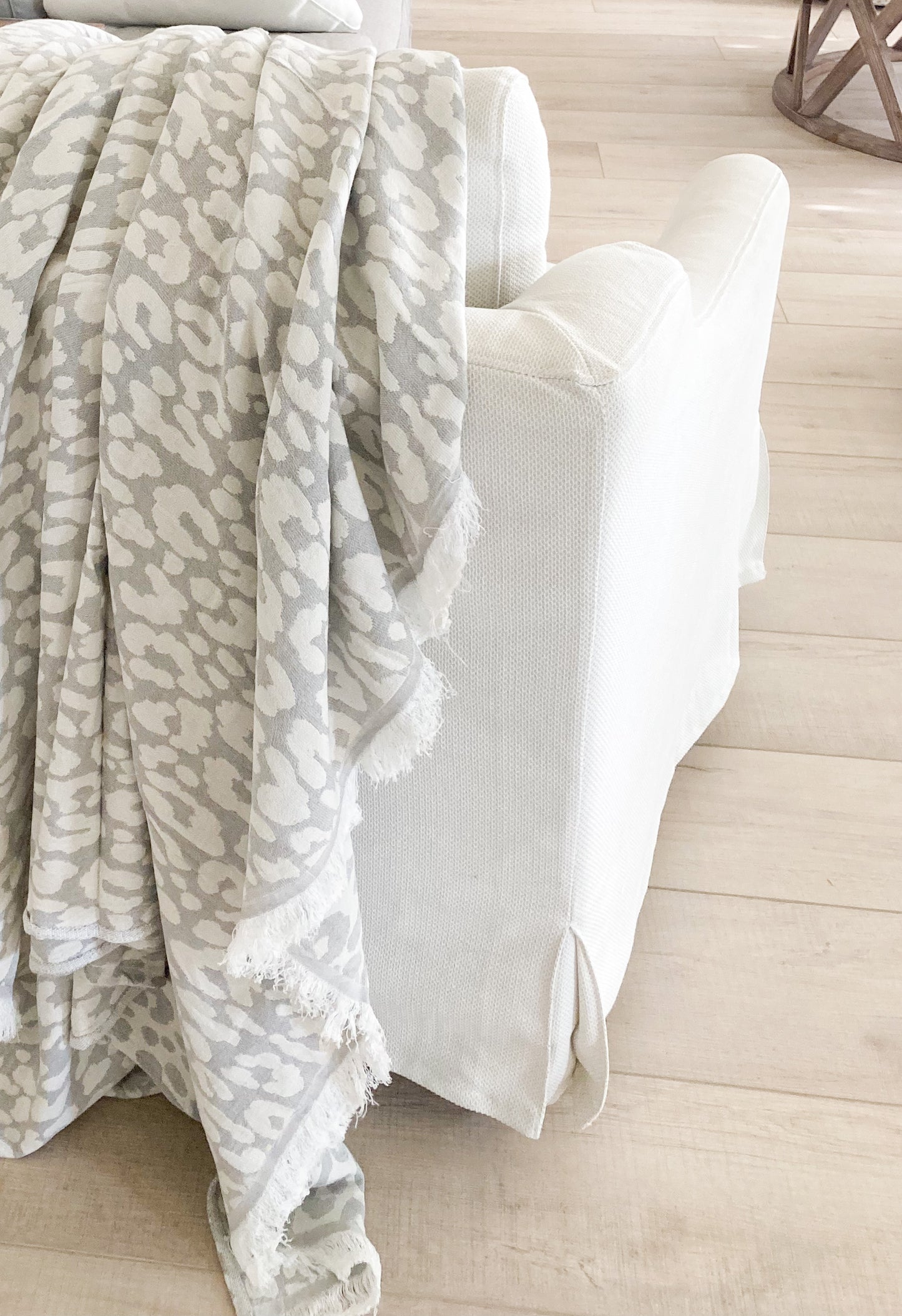 Leopard Print Throw Blanket